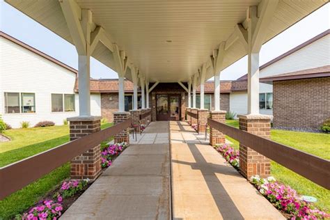 assisted living calumet township <dfn> Senior Suites Fay's Point Assisted Living Communities in Calumet, IA Use our assisted living search tool to find the best options for your family – a FREE Service! Location: Only show communities with in a mile radius</dfn>
